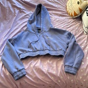 Alphalete capital crop hoodie